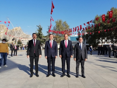 "29 Ekim Cumhuriyet Bayramı" Tokat'ta Düzenlenen Törenle Kutlandı.