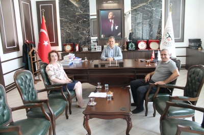 Adliye Personelleri Emel DOYMUŞ ve Galip YÜCEL' den Baromuza Ziyaret.