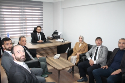 Meslektaşlarımız Av.Salih ÇOLAK ve Av. Hakkı Burak KARADEMİR' e Hayırlı Olsun Ziyareti.